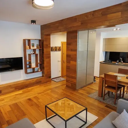 In The Center Кърджали